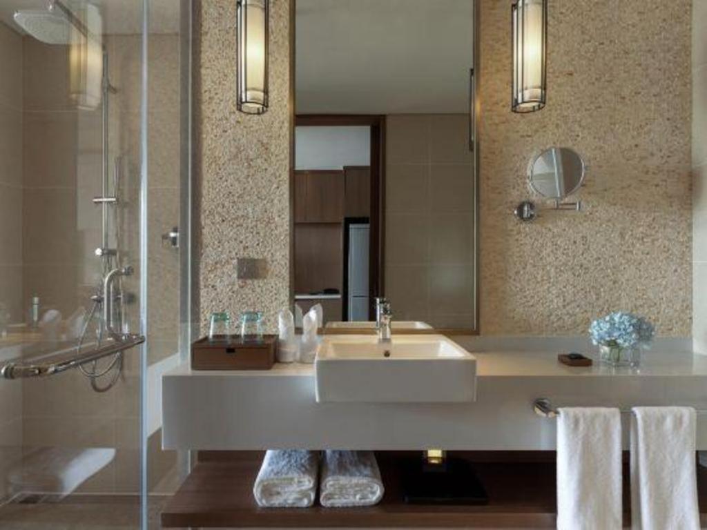 Narada Resort Hotel Sanya Pleasant Bay Buitenkant foto