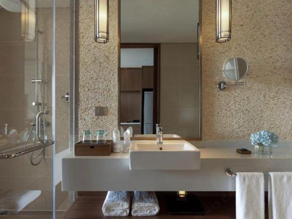 Narada Resort Hotel Sanya Pleasant Bay Buitenkant foto